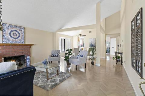 256 Valley Oak Ln, Vallejo, CA 94591 photo 3