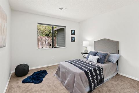 256 Valley Oak Ln, Vallejo, CA 94591 photo 21