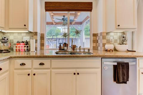 2421 Wolf Glen Pl, Fairfield, CA 94534 photo 15
