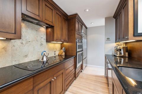 Undisclosed, Sausalito, CA 94965 photo 20