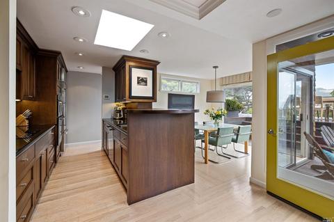Undisclosed, Sausalito, CA 94965 photo 16