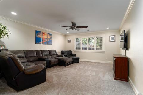8139 Countryside Ct, Windsor, CA 95492 photo 7