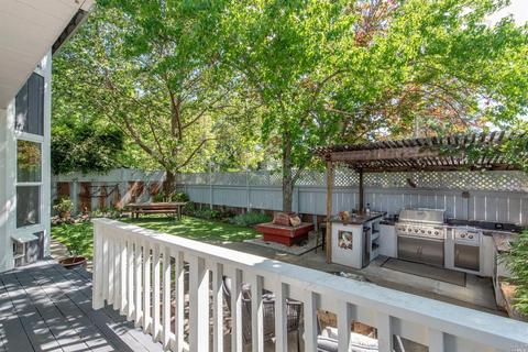 125 Summer Wheat Dr, Windsor, CA 95492 photo 4