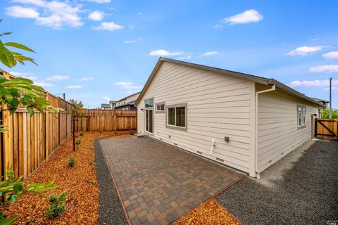 1663 Kerry Ln, Santa Rosa, CA 95403 photo 5