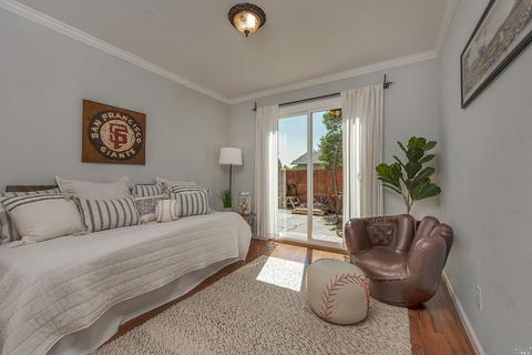 1064 Daniel Dr, Petaluma, CA 94954 photo 14