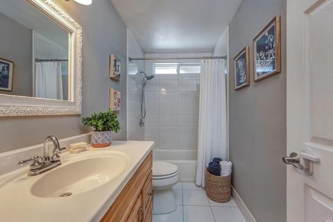 1064 Daniel Dr, Petaluma, CA 94954 photo 16