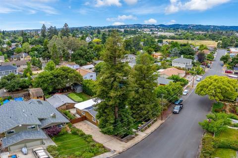 71 Spring St, Napa, CA 94559 photo 2