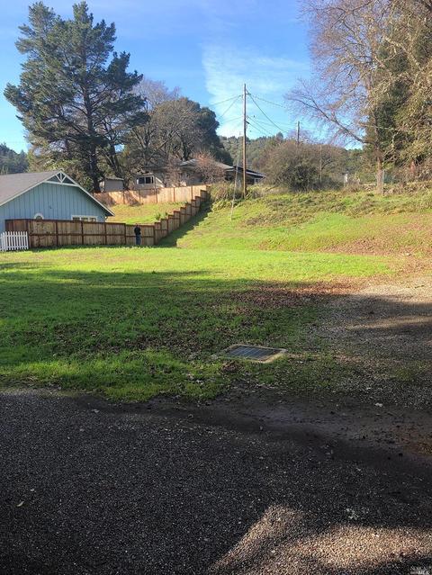 104 Echo Way, Ukiah, CA 95482 photo 1