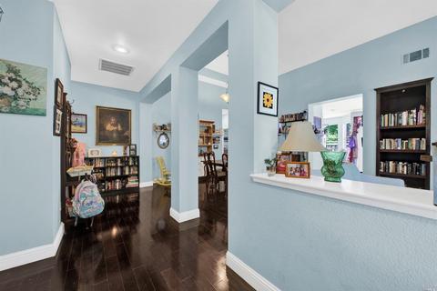 767 Glacier Way, Fairfield, CA 94534 photo 3