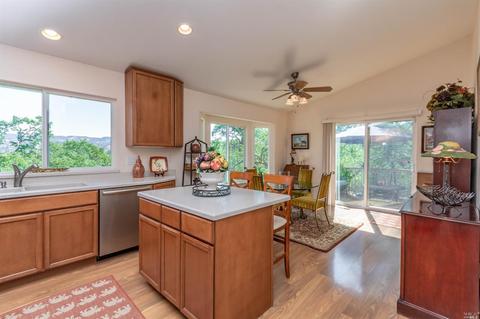 603 Noah Ct, Napa, CA 94558 photo 9