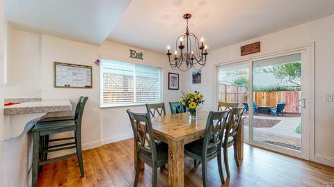 7988 Creekside Dr, Windsor, CA 95492 photo 11