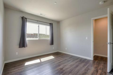 350 Stuart Dr, Petaluma, CA 94954 photo 13