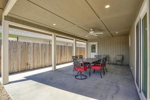 350 Stuart Dr, Petaluma, CA 94954 photo 5