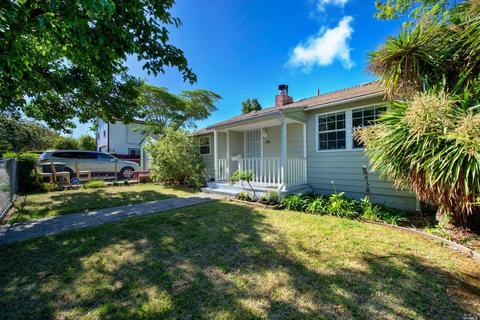 101 Muller St, Vallejo, CA 94590 photo 2