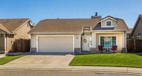 1760 Wilson Ct, Dixon, CA 95620 photo 2