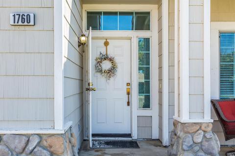 1760 Wilson Ct, Dixon, CA 95620 photo 4