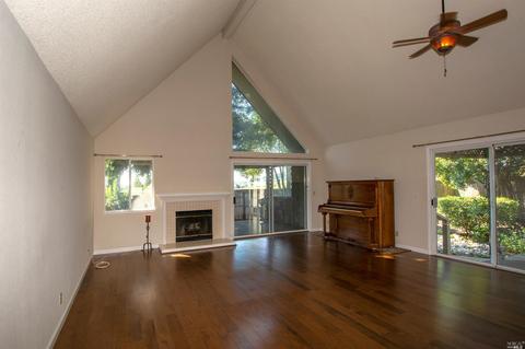 600 Carnation Ct, Sonoma, CA 95476 photo 6
