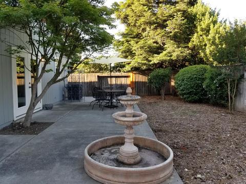 1561 Philip Dr, Healdsburg, CA 95448 photo 11