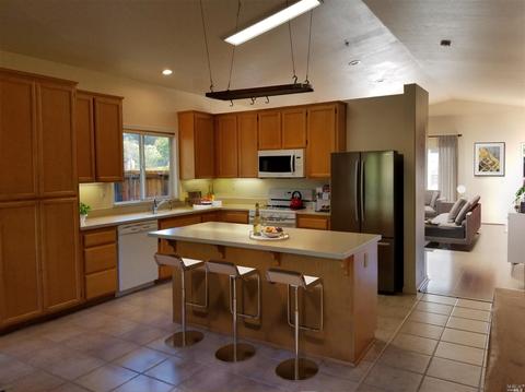 1561 Philip Dr, Healdsburg, CA 95448 photo 7