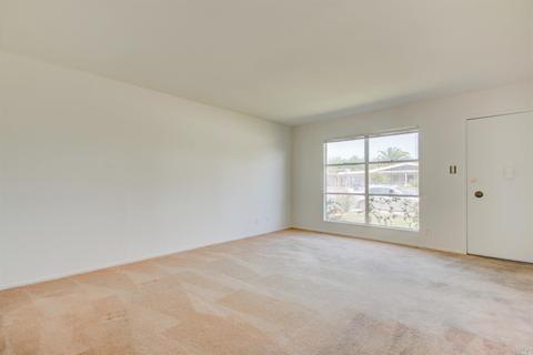 362 Stuart Dr, Petaluma, CA 94954 photo 4