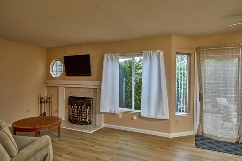 401 Foxwood Ct, Windsor, CA 95492 photo 16