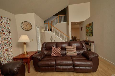 401 Foxwood Ct, Windsor, CA 95492 photo 20
