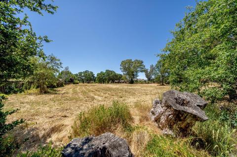 1046 Gumview Rd, Windsor, CA 95492 photo 14