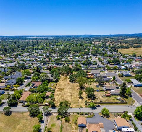 1046 Gumview Rd, Windsor, CA 95492 photo 8