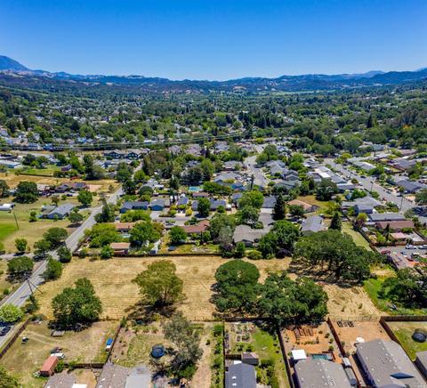 1046 Gumview Rd, Windsor, CA 95492 photo 5