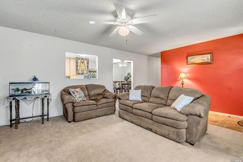 8115 Countryside Ct, Windsor, CA 95492 photo 6