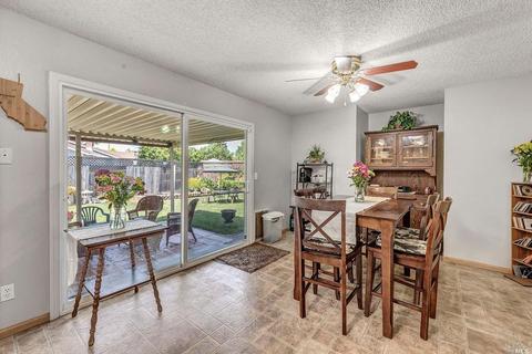 8115 Countryside Ct, Windsor, CA 95492 photo 31