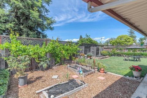 8115 Countryside Ct, Windsor, CA 95492 photo 27