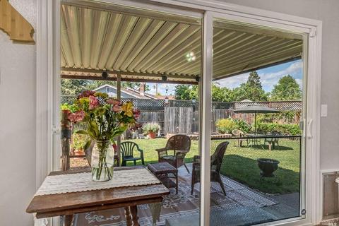 8115 Countryside Ct, Windsor, CA 95492 photo 33