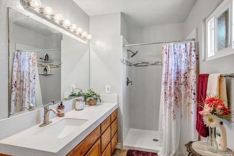 8115 Countryside Ct, Windsor, CA 95492 photo 23