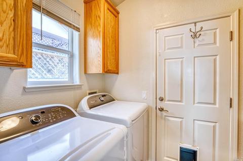 664 Chardonnay Pl, Windsor, CA 95492 photo 25