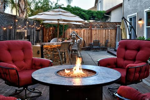 664 Chardonnay Pl, Windsor, CA 95492 photo 3