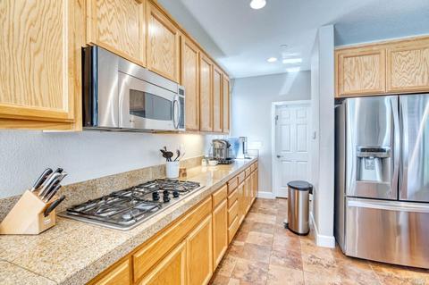 664 Chardonnay Pl, Windsor, CA 95492 photo 8