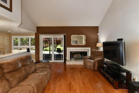 371 Spring Beauty Ct, Windsor, CA 95492 photo 11