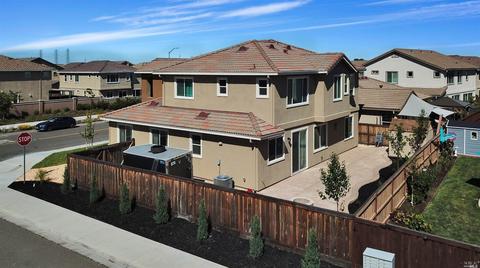 100 Crescent Dr, Vacaville, CA 95688 photo 6