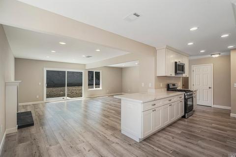 2483 Carnation Dr, Fairfield, CA 94533 photo 11
