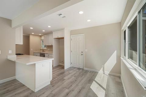 2483 Carnation Dr, Fairfield, CA 94533 photo 12