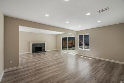 2483 Carnation Dr, Fairfield, CA 94533 photo 16