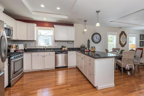 26 Cherry St, Petaluma, CA 94952 photo 11