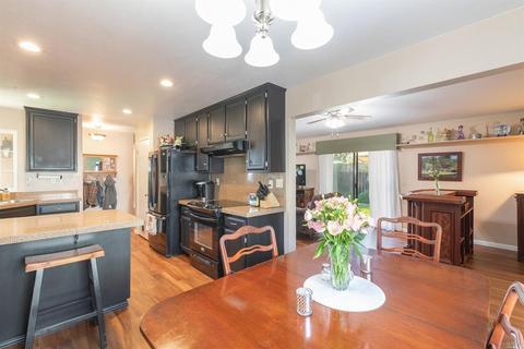 929 Ventnor Ave, Windsor, CA 95492 photo 13