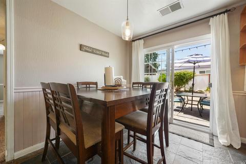 294 Holly Dr, Fairfield, CA 94533 photo 8