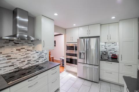 249 Hemlock St, Vacaville, CA 95688 photo 9