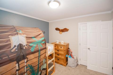 249 Hemlock St, Vacaville, CA 95688 photo 17