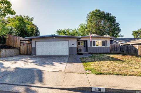 601 Trinity Dr, Vacaville, CA 95687 photo 1