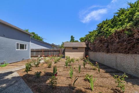 210 Magill St, Vallejo, CA 94589 photo 27