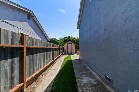 210 Magill St, Vallejo, CA 94589 photo 28